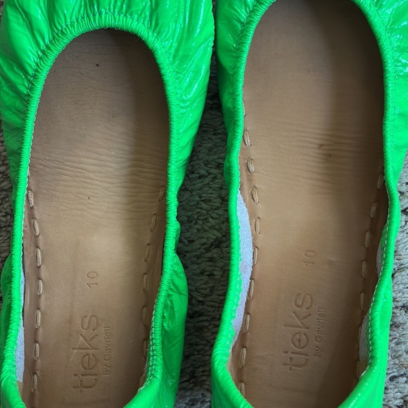 Galactic Green Tieks - Picture 4 of 5